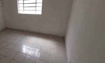 Imagem 4: Casa de 3 Dormitórios na Rua dos Lilases