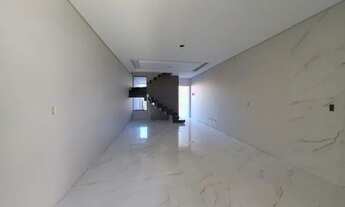 Imagem 2: Sobrado geminado com 1 suíte + 2 quartos à venda no bairro Saguaçu, por R$ 750.000,00