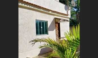 Imagem 2: ALUGA-SE CASA COM QUINTAL