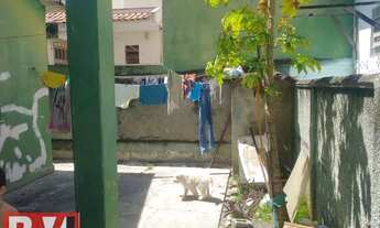 Imagem 4: Casa em Irajá frente composta de: Sala, 3 quartos, cozinha, banheiro, área de serviço num