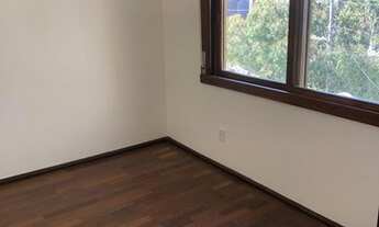 Imagem 7: Apto com 2 dorm, 100 por cento reformado, 80 metros privativos, vaga coberta Petrópolis