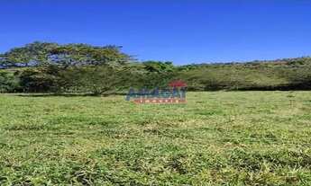 Imagem: Terreno amplo e plano para chácara em Jacareí