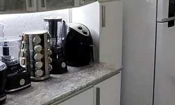 Imagem: Divido mini apt com rapaz