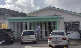 Imagem: Casa na Avenida Nestor Sampaio com 3 dormitórios