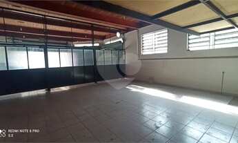 Imagem 2: Prédio comercial em Santana