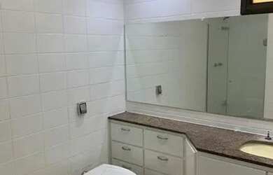 Imagem 6: Apartamento para aluguel tem 223 metros quadrados com 4 quartos