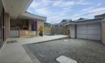 Imagem 3: Casa de condomínio para aluguel com 220 metros quadrados com 4 quartos