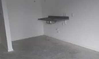 Imagem 6: Apartamento duplex, 01 dormitório (suite), semi novo, com sacada, fundos. loocalizada na R