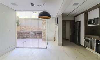 Imagem 4: APARTAMENTO REFORMADO NO TÉRREO COM ÁREA ABERTA. RARUDADE NO BAIRRO E NO MELHOR TRECHO