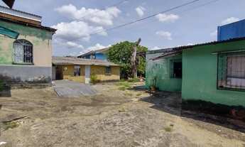 Imagem 2: Propriedade com terreno de 583m² no parque 10 , proximo ao V8,(possui registro de imóveis