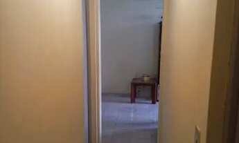 Imagem 4: Excelente apartamento na Rua Almerinda de Castro, sala espaçosa, 02 quartos, circulação, b