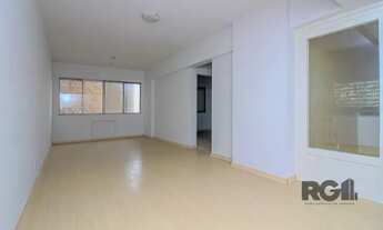 Imagem 2: Apartamento de dois dormitórios e uma suíte no Centro Histórico de Porto Alegre