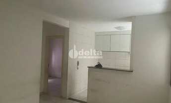 Imagem 3: Apartamento para aluguel, 2 quartos, 1 vaga, Chácaras Tubalina E Quartel - Uberlândia/MG