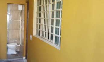 Imagem 2: Casa na estrutural setor leste