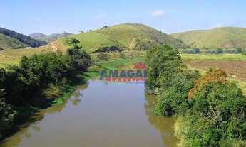 Imagem 4: Terreno amplo e plano para chácara em Jacareí