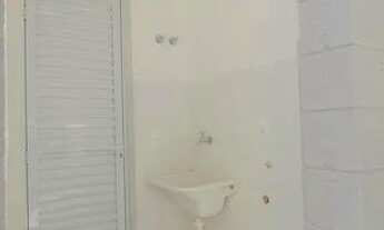 Imagem 3: Sobrado no Condomínio Villa Girassóis - Incorporadora Mampei Funada - Com Armários