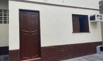 Imagem: Aluga-se uma casa em alvenaria c/ um quarto