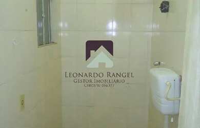 Imagem 7: Casa a venda podendo gerar renda de 03 quartos em jardim Meriti