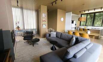 Imagem: Casa 3 suítes, 372,72m² no Bairro Pousada