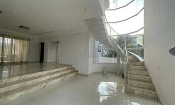 Imagem 4: Casa Sobrado à Venda no Condomínio Vila dos Plátanos