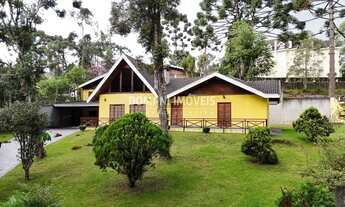 Imagem: Casa Charmosa com Terreno Plano à Venda