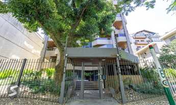 Imagem 2: Apartamento 3 Dormitórios, 1 súite, elevador, 2 vagas no Petrópolis