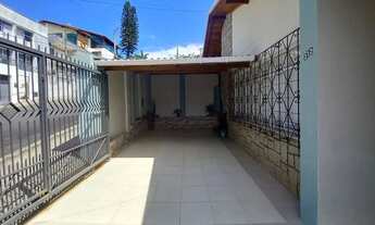 Imagem 3: RESIDÊNCIA IMPECÁVEL COM 4 DORMITÓRIOS + EDÍCULA NA AGRONÔMICA