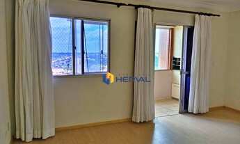 Imagem 7: Apartamento na Zona 02, com 3 quartos sendo 1 suíte, sacada com churrasqueira, em Maringá