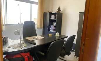 Imagem 4: Sobrado à venda em Goiânia, Jardim Europa, com 4 quartos, com 385 m²