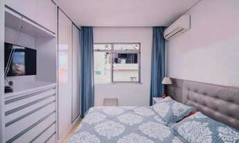 Imagem 5: Um 2 quartos reformado e coladinho no Centro para venda