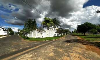 Imagem 5: Área disponível para venda no bairro Jardim Karaíba