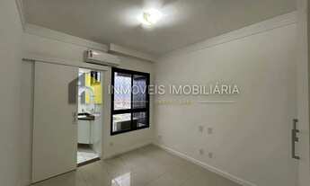 Imagem 7: Apartamento a venda com 136 metros quadrados com 5 quartos em Cidade Jardim Candeal - Salv