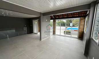 Imagem 3: Cobertura Duplex com 234 metros 3 quartos 2 suites 2 vagas no bairro Mont Serrat - Porto A