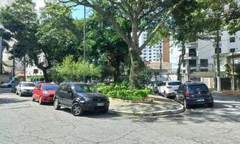 Imagem 2: Casa terreá para locação em frente a uma praça bem tranquila e com vigia 24 horas