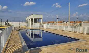 Imagem 2: Casa com 2 quartos sendo uma suite, condominio Athenas