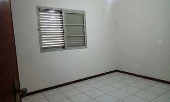 Imagem 2: Sobrado para aluguel e venda tem 200 metros quadrados com 4 quartos