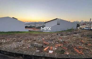 Imagem: Terreno à venda e para alugar em Piracicaba