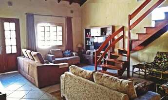 Imagem: Casa para Venda - 250m², 3 dormitórios