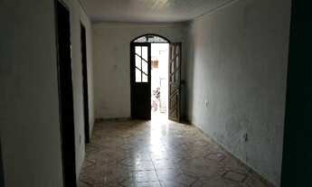 Imagem: Aluga se casa 2 quarto com quintal