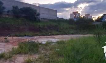 Imagem: Terreno de 300 m² no Village Lorena, para