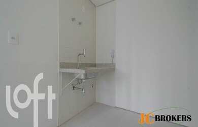 Imagem 6: Apartamento com 34 m² de área útil, 1 Dormitório sendo 1 suíte, Varanda, SEM vaga, 1 Banhe