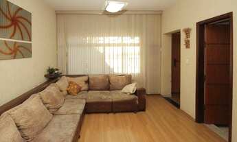 Imagem: Casa de 4 Dormitórios na Rua Raul Vieira