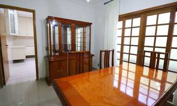 Imagem 2: Casa de 4 Dormitórios na Rua Quirino Pucca