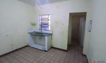 Imagem 6: SOBRADO C/ 03 DORMTS, SALA E COZINHA, 02 BANHEIROS. LOCALIZAÇÃO PRIVILEGIADA, À 02 QUADRAS