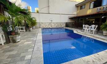 Imagem 2: Apartamento para venda possui 234 metros quadrados com 5 quartos em Monteiro - Recife - Pe