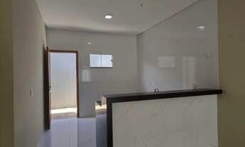 Imagem 3: Casa para venda tem 99 metros quadrados com 3 quartos em Lagoa Redonda - Fortaleza - Ceará