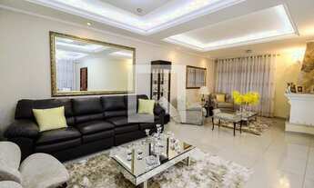 Imagem: Casa à Venda - Água Fria, 5 Quartos, 590