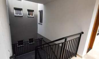 Imagem 3: Apartamento com garagem e quintal