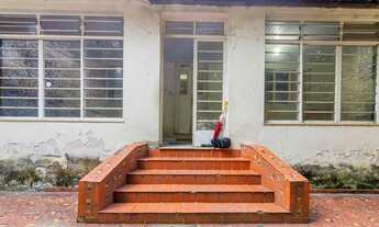 Imagem 2: Casa de 3 Dormitórios na Rua Tenente Azevedo