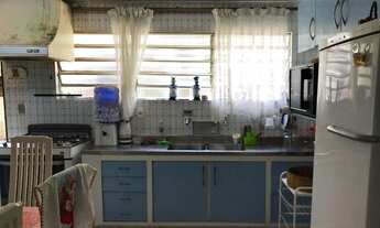 Imagem 7: Casa de 3 Dormitórios na Rua dos Jacintos